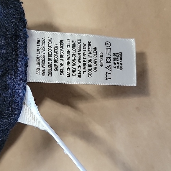 Loft Size 8 Navy Blue with Yellow & White Embroidered Floral Linen Blend Shorts - Picture 11 of 11